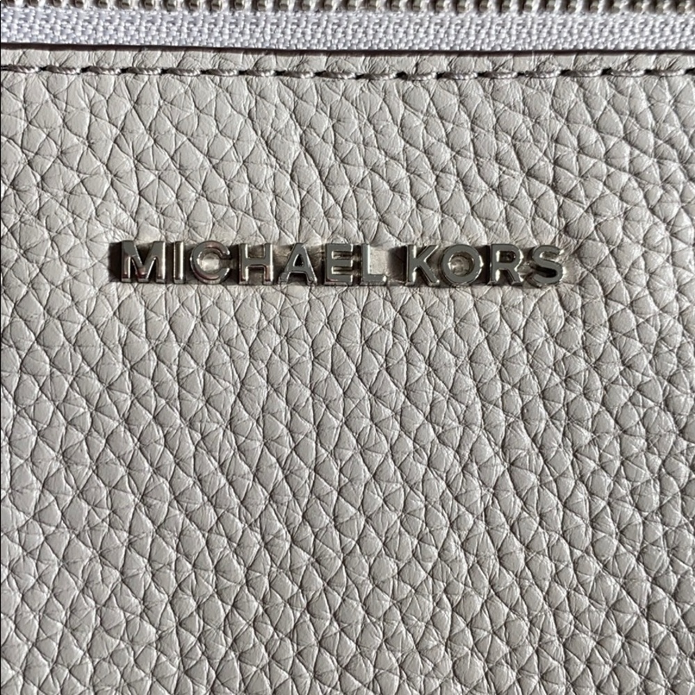 Michael kors Authentic! - Picture 8 of 10
